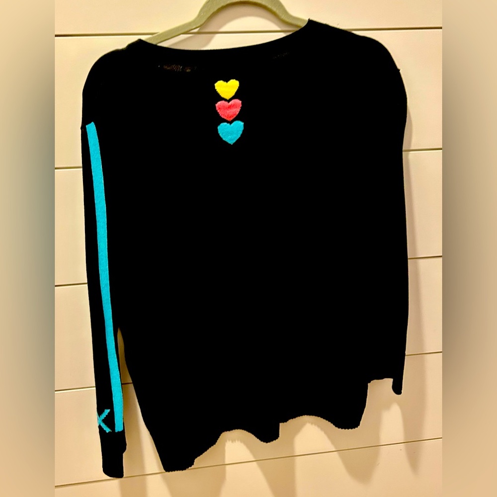 Raffi cotton sweater with hearts and stripe. “XO” style. Size medium.